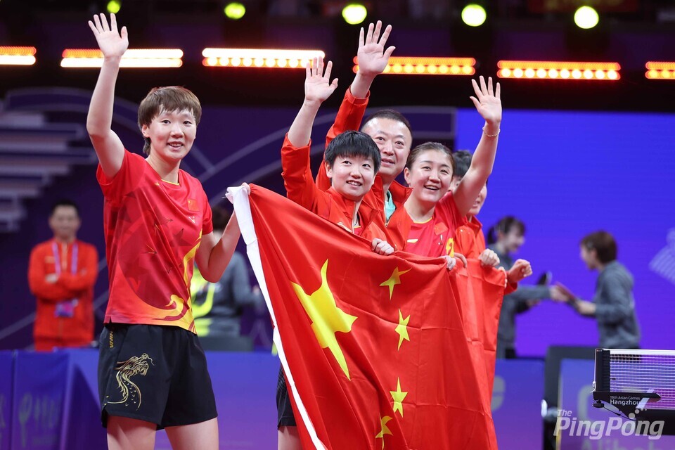 ▲ (항저우=안성호 기자) 중국이 결국 금메달을 따냈다. 2006년부터 5연속 우승이다.